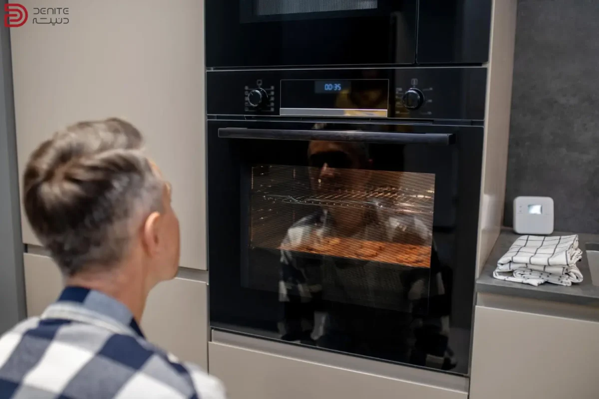 Photo of built-in oven in the kitchen1- denite